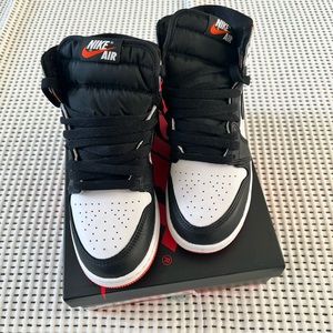 Jordan High OG retro size 4.5 men’s size 6 women Wore once. Come get this shoe